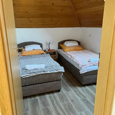 Csikos Apartment