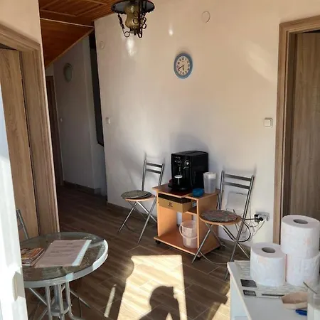 Csikos Apartament Gyenesdiás