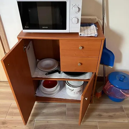 Csikos Apartamento *