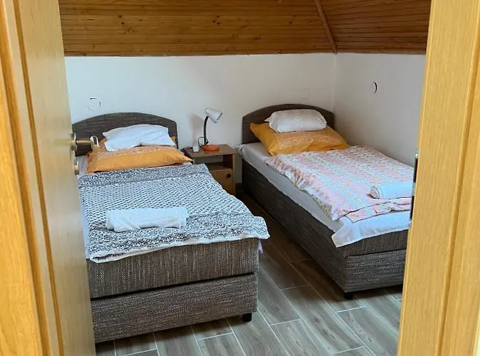 Csikos Apartament